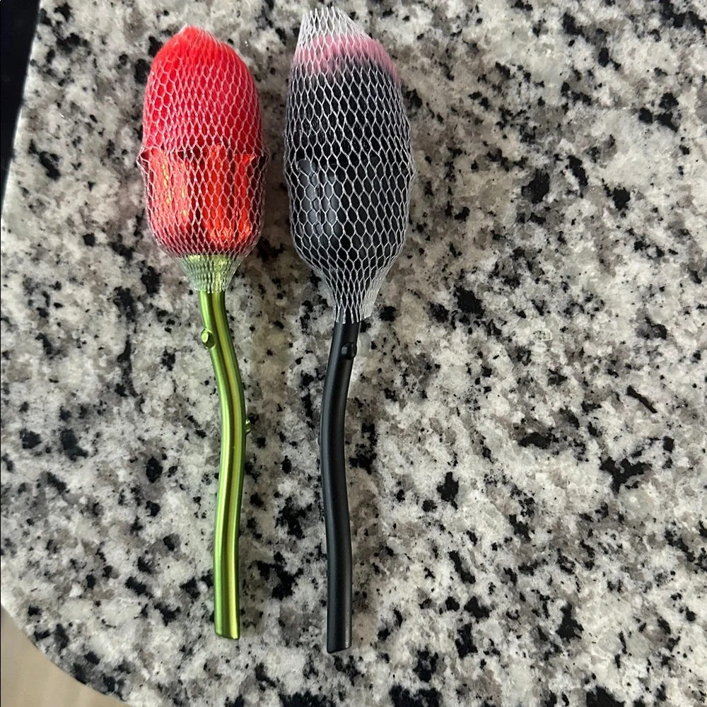Set of 2 professional nail brush / makeup brush